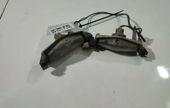Mazda 3 I Number plate light 