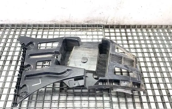 BMW X1 F48 F49 Rear bumper mounting bracket 7332317