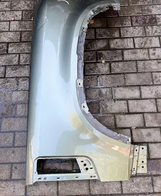 Land Rover Defender Fender end trim L8B216015AB