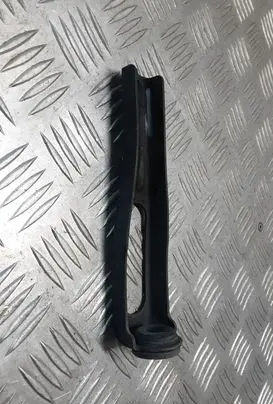 Honda Accord Intercooler pipe mounting bracket 