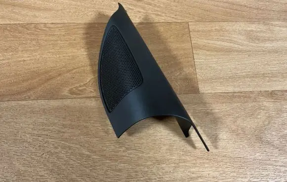 Ford Focus Front door speaker cover trim 4M5118C862