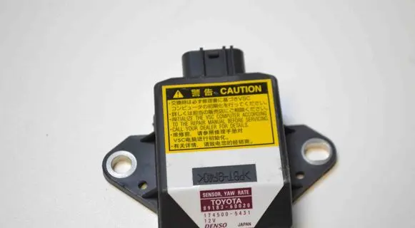 Lexus IS 220D-250-350 Acceleration sensor 8918360020