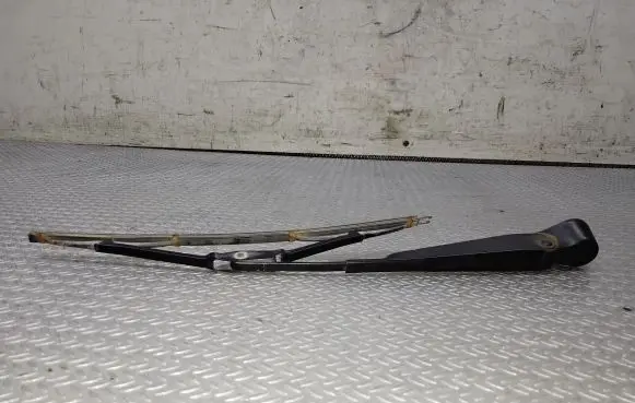 Ford Fiesta Rear wiper blade 2S6117406AB