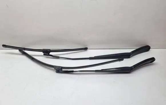 BMW X3 F25 Front wiper blade arm 7213272