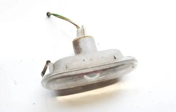 Seat Exeo (3R) Front fender indicator light 6L0949117A