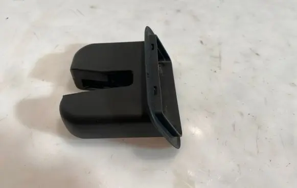 Audi A4 S4 B8 8K Tailgate/boot lid lock trim 4E0827520B