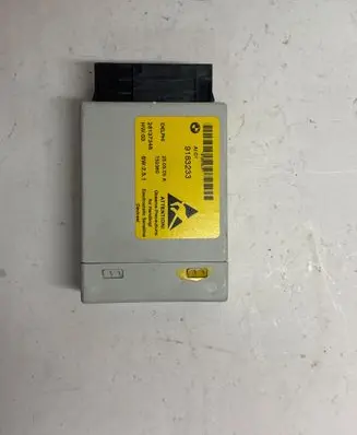 BMW 5 E60 E61 Center console control module 9183233 28137346 752360