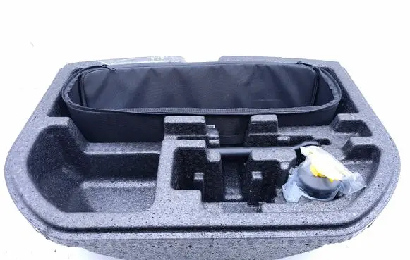 Hyundai Kona I Glove box in trunk 09149K4000