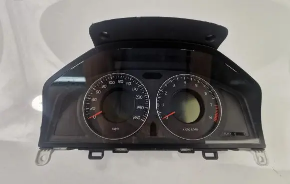 Volvo V70 Speedometer (instrument cluster) 30786622AB