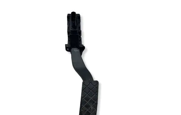 Volkswagen PASSAT B8 Accelerator throttle pedal 5Q1723503H 6PV01062111 031215171246