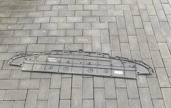 Renault Megane E-Tech Rear bumper underbody cover/under tray 960327818R