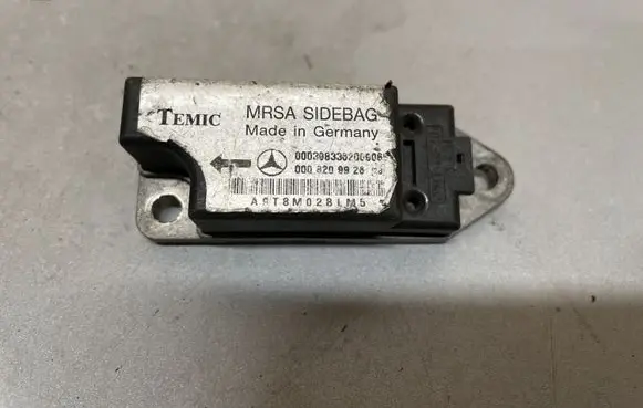 Mercedes-Benz C W202 Airbag deployment crash/impact sensor 0008209926