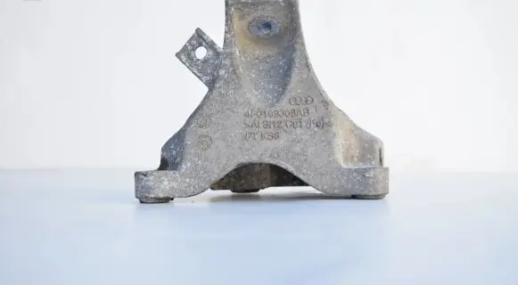 Audi A6 S6 C6 4F Engine mounting bracket 4F0199308AB