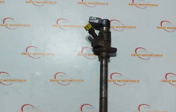 Volvo V70 Fuel injector 9657144580