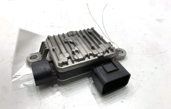 Hyundai i30 Fan control module 25385F3000