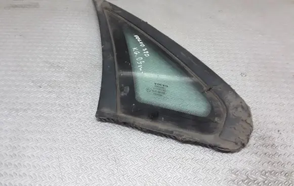 Volvo S80 Rear side window