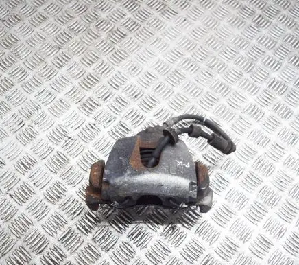 Volvo V40 Front brake caliper 31341487