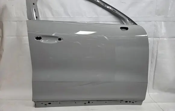 Porsche Cayenne (9Y0 9Y3) Front door 9Y3831312