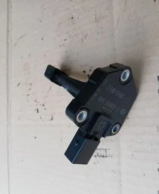 Hyundai Tucson IV NX4 Oil level sensor 215902F600