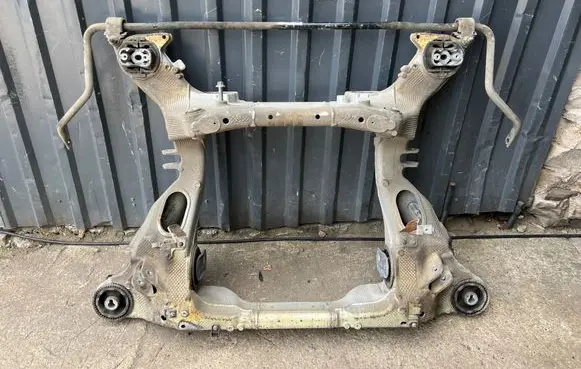 Mercedes-Benz EQE v295 Rear subframe A2953504706 A2953261100