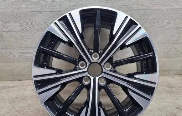 Mitsubishi Eclipse Cross R18 alloy rim 4250D789
