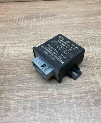 Audi A6 S6 C6 4F Light module LCM 8P0907357C 5LA008379