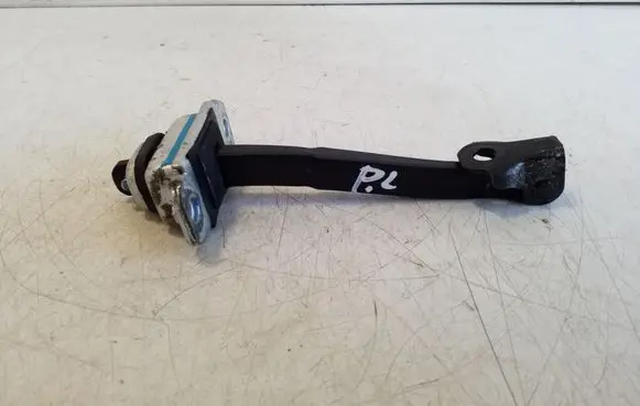 Chevrolet Captiva Front door check strap stopper 