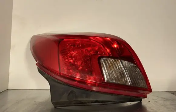 Opel Mokka Rear/tail lights 42435942