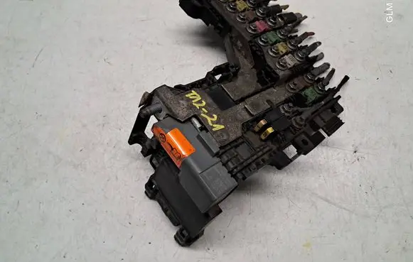 Peugeot 508 Fuse module 9665878080 44070330000 0022661F01
