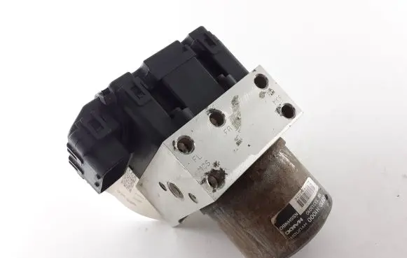 Hyundai Terracan ABS Pump 58910H1000
