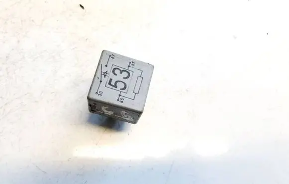 Audi TT Mk1 Other relay 141951253b 20240072