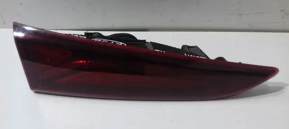 Hyundai Kona I Tailgate rear/tail lights 92403J90