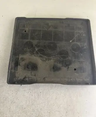 Battery tray