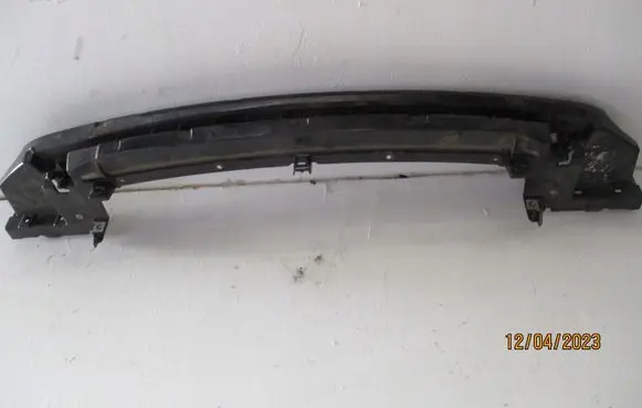 BMW 2 Active Tourer U06 Front bumper foam support bar GJ3217C844AA