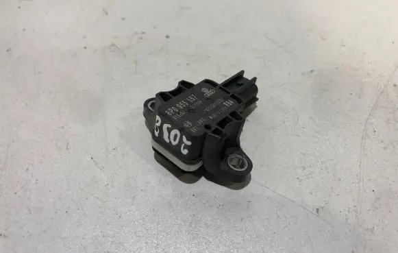 Audi A4 S4 B7 8E 8H Airbag deployment crash/impact sensor 8P0955557