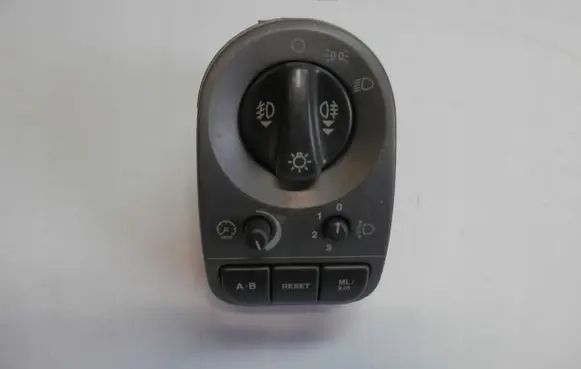 Jaguar X-Type Tailgate/trunk/boot open switch 4X4311654AAXTYPE