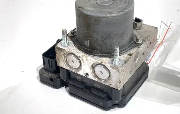 Toyota C-HR I ABS Pump 44540-F4100
