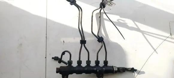 Mazda 3 I Fuel main line pipe 9648580880