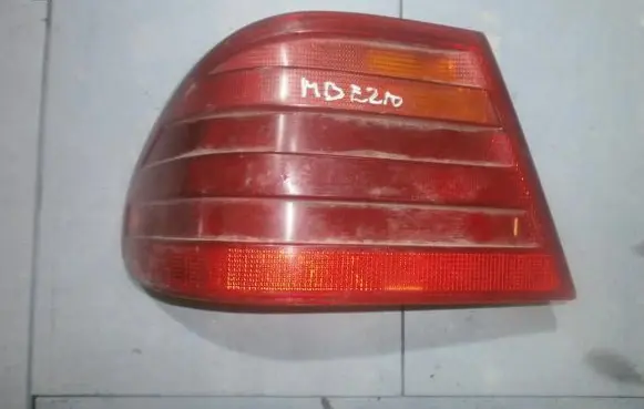 Mercedes-Benz E W210 Rear/tail lights a2108200164