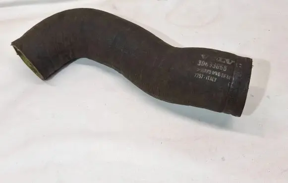 Volvo V70 Intercooler hose/pipe 30636856