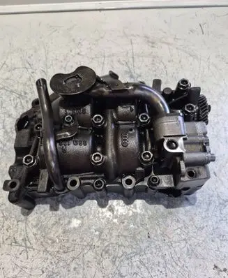Volkswagen Sharan Oil pump 03G103537B