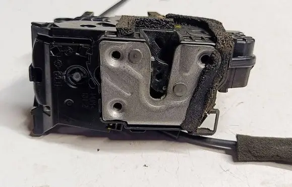 Renault Captur Front door lock 805022764RS5 805022764R