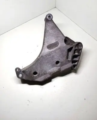 Volkswagen Golf VI Engine mounting bracket 03L199207