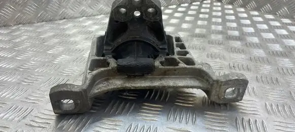 Ford Grand C-MAX Engine mount bracket F1F16F012BA