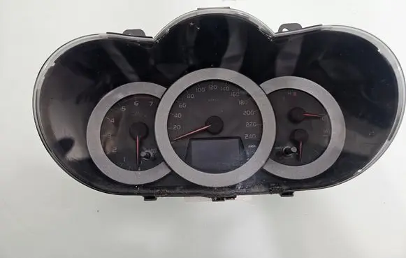 Speedometer (instrument cluster)