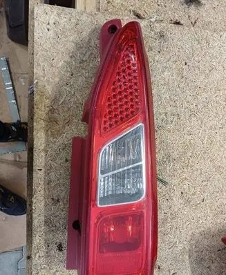 Peugeot Partner Rear/tail lights 121212