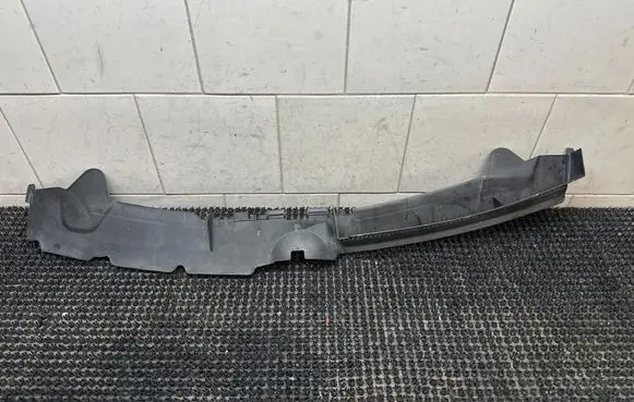 Volkswagen PASSAT CC Intercooler air guide/duct channel 3C8121330B