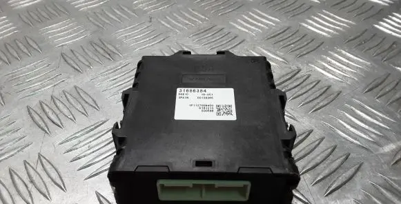 Volvo XC40 Gearbox control unit/module 31686384