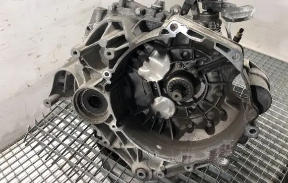 Volkswagen Crafter Manual 5 speed gearbox VLE