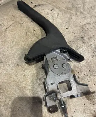 Hyundai Tucson JM Handbrake/parking brake lever assembly WK1LHD